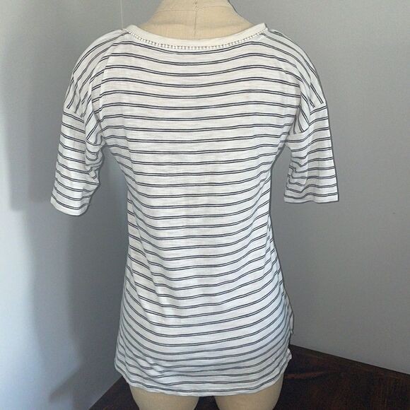 Talbots V Neck Short Sleeve Striped Tee Size XS Petite - Picture 7 of 9